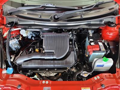 2014 Suzuki Swift - Thumbnail