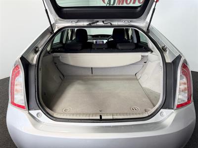 2013 Toyota Prius - Thumbnail