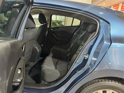 2017 Mazda Axela - Thumbnail