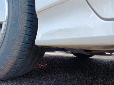 2019 Toyota Prius - Thumbnail