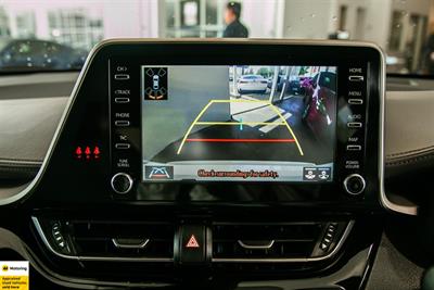 2020 Toyota C-HR - Thumbnail