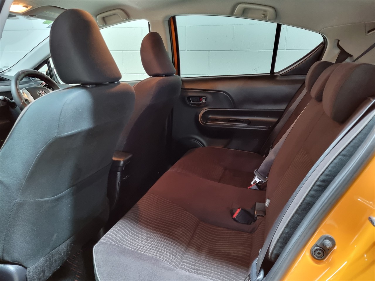 2015 Toyota Aqua