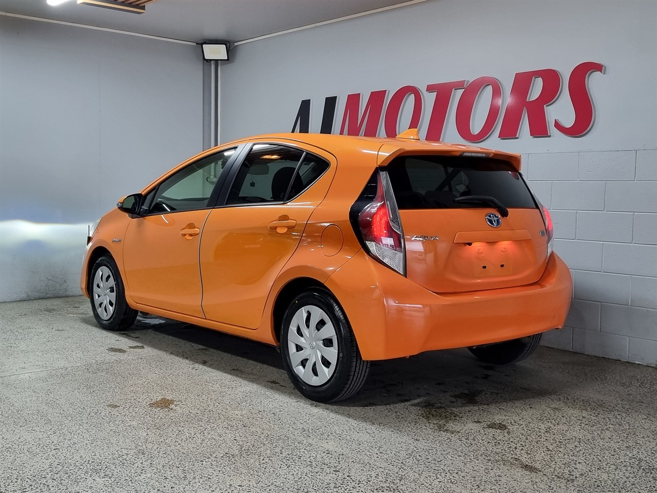 2015 Toyota Aqua