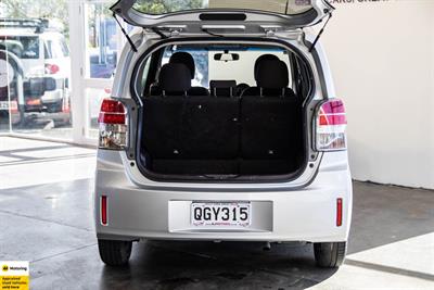 2012 Toyota Spade - Thumbnail