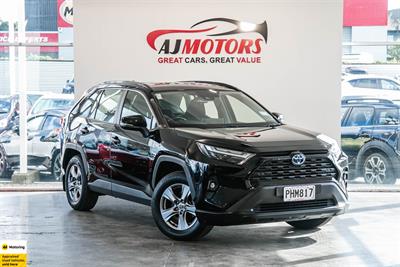 2022 Toyota RAV4 - Thumbnail