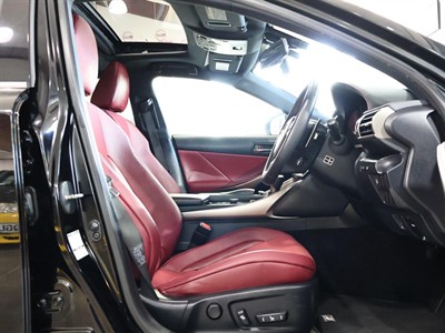 2013 Lexus IS 4D - Thumbnail