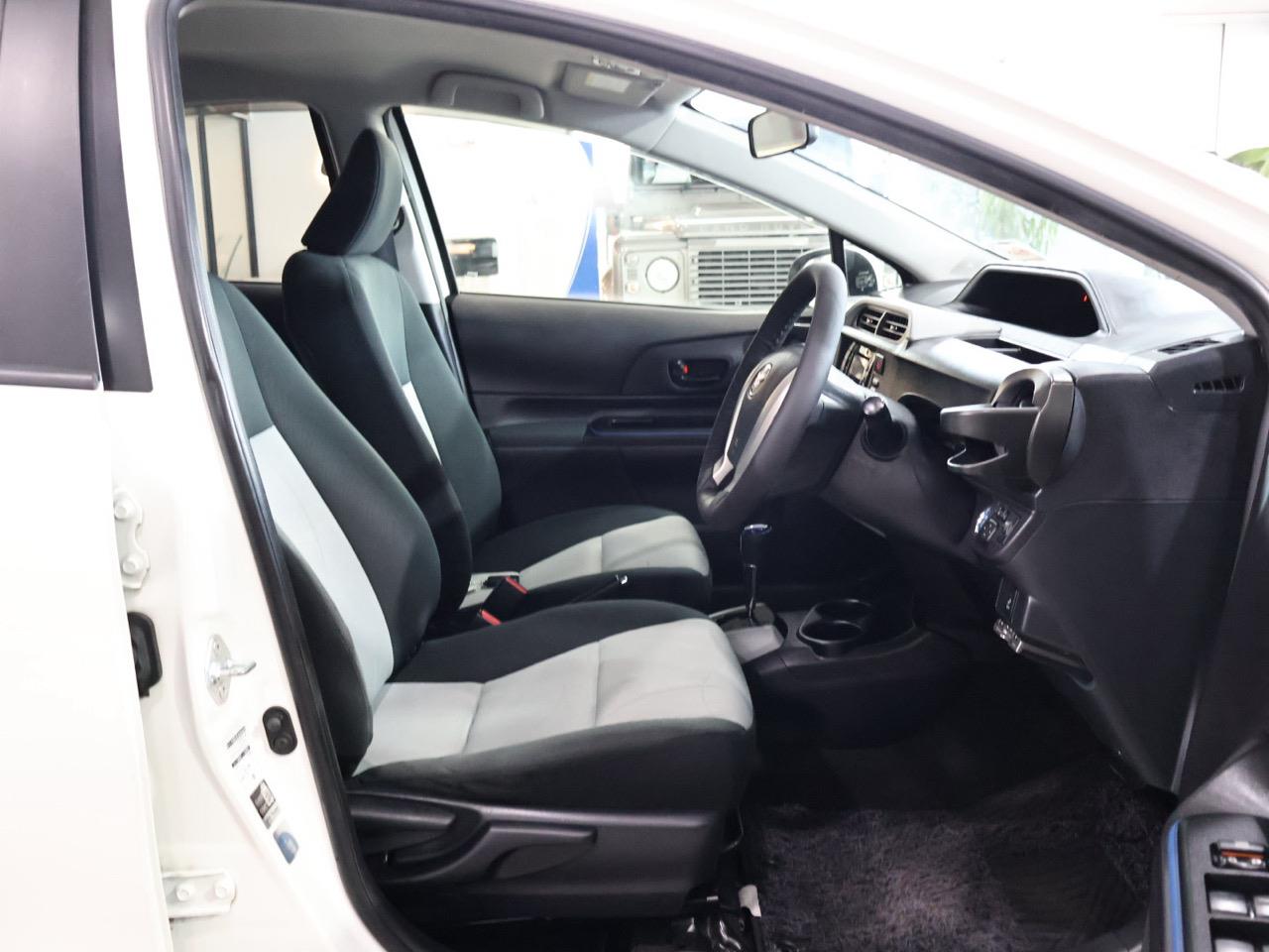 2013 Toyota Aqua