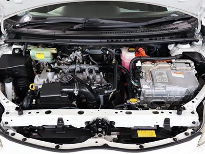 2013 Toyota Aqua - Thumbnail