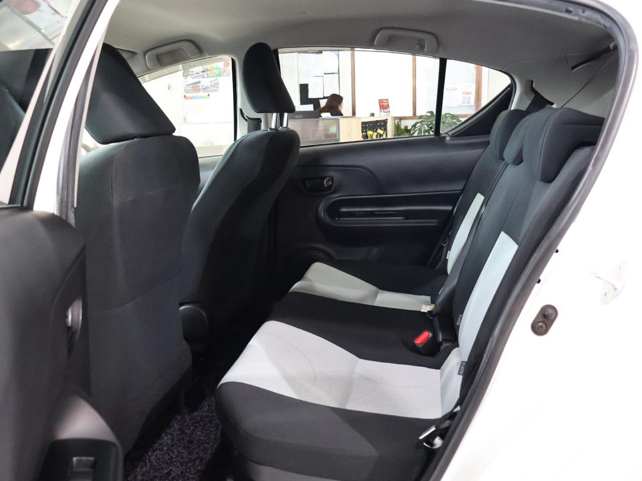 2013 Toyota Aqua