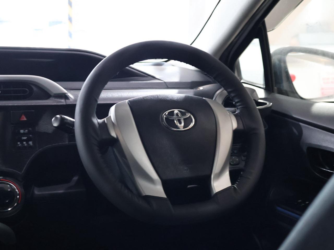 2013 Toyota Aqua