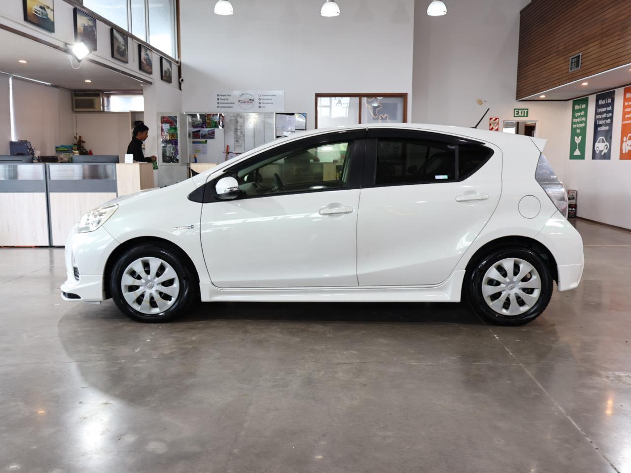 2013 Toyota Aqua