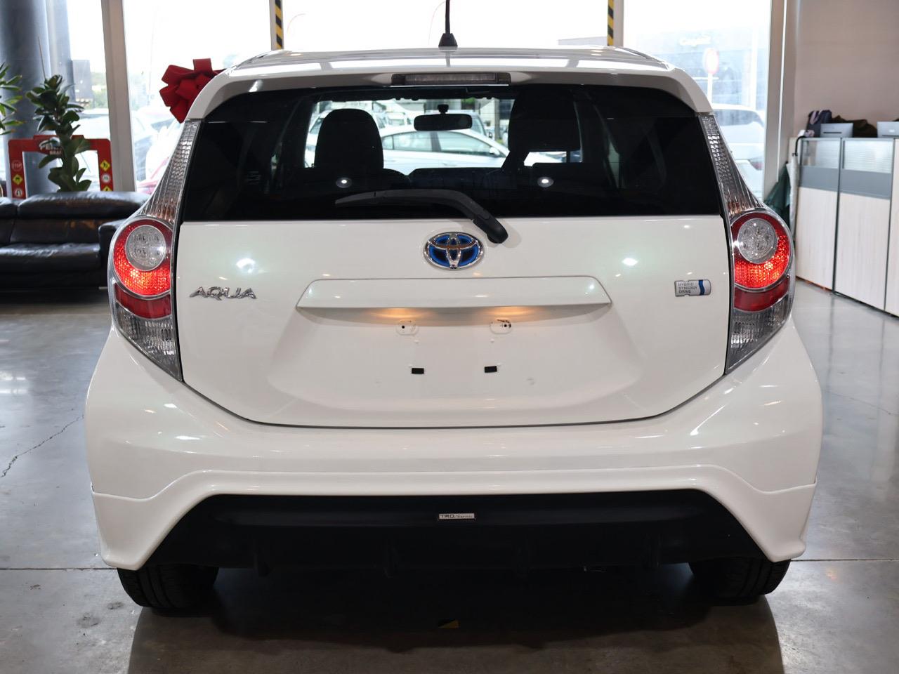 2013 Toyota Aqua