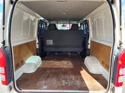 2018 Toyota Hiace - Thumbnail