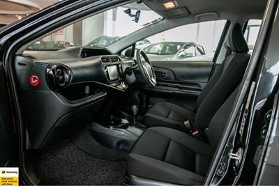 2016 Toyota Aqua - Thumbnail