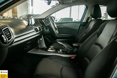 2014 Mazda Axela - Thumbnail