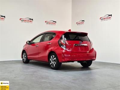 2019 Toyota Aqua - Thumbnail