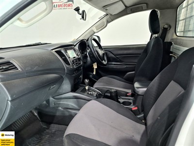 2019 Mitsubishi Triton - Thumbnail