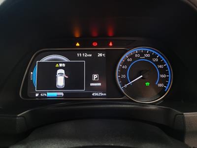 2019 Nissan Leaf - Thumbnail