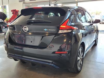 2019 Nissan Leaf - Thumbnail