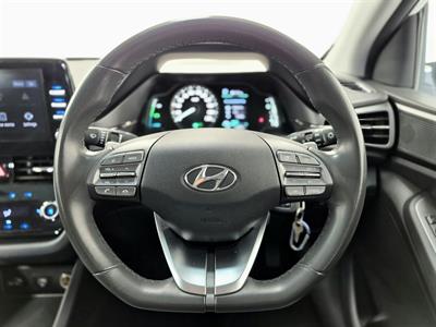 2022 Hyundai IONIQ - Thumbnail
