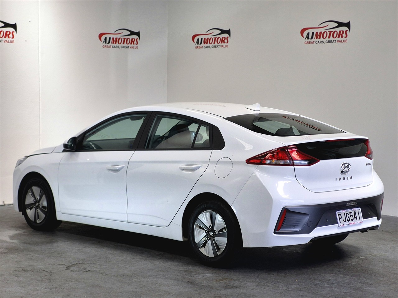 2022 Hyundai IONIQ