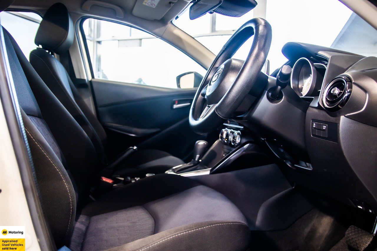 2015 Mazda Demio