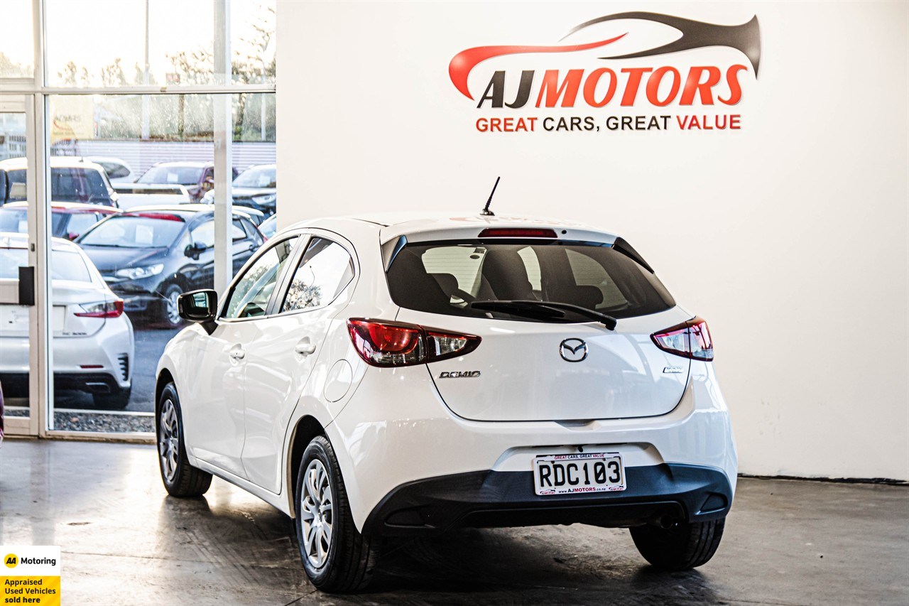 2015 Mazda Demio