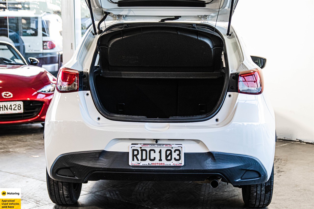 2015 Mazda Demio
