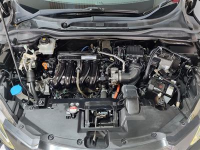 2015 Honda Vezel - Thumbnail