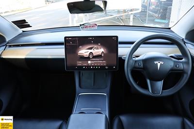 2022 Tesla Model Y - Thumbnail