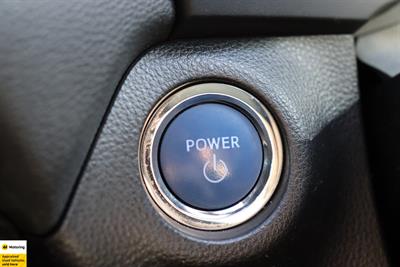 2021 Toyota RAV4 - Thumbnail