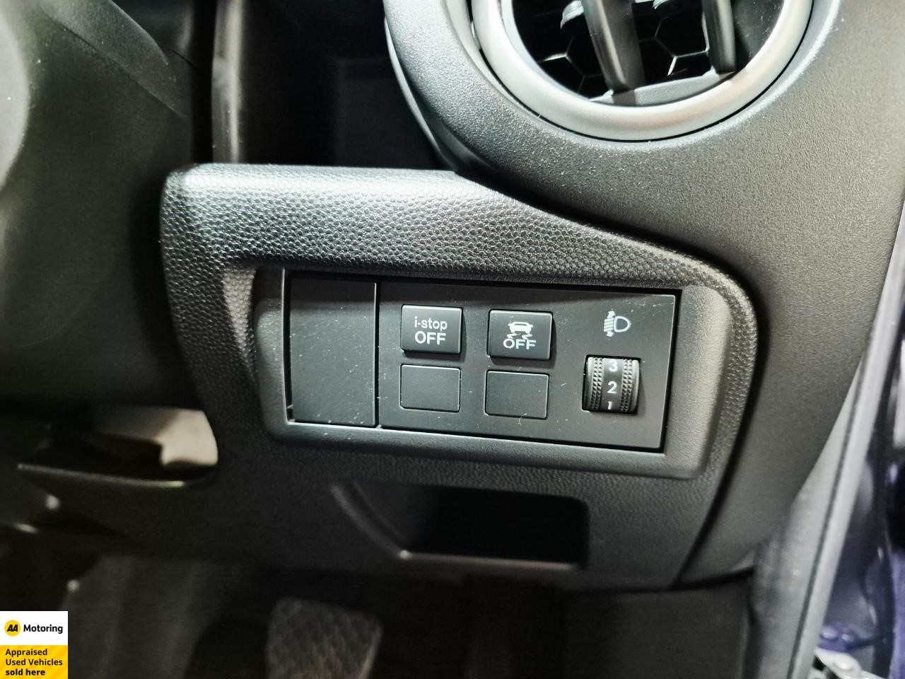 2013 Mazda Demio