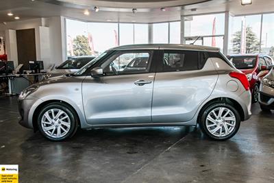 2021 Suzuki Swift - Thumbnail