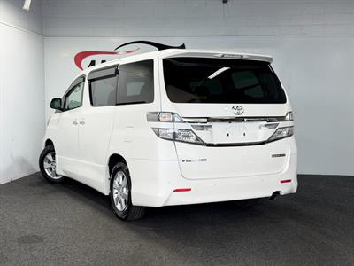 2014 Toyota Vellfire - Thumbnail