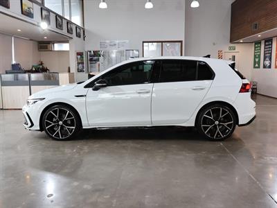 2021 Volkswagen Golf - Thumbnail