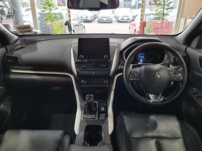 2023 Mitsubishi Eclipse Cross - Thumbnail