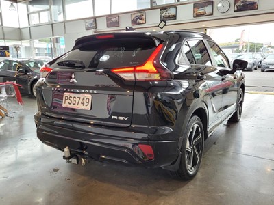 2023 Mitsubishi Eclipse Cross - Thumbnail