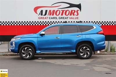 2024 Mitsubishi Pajero Sport - Thumbnail