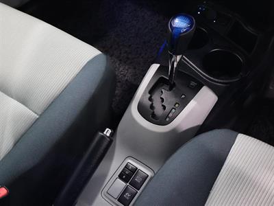 2012 Toyota Aqua - Thumbnail