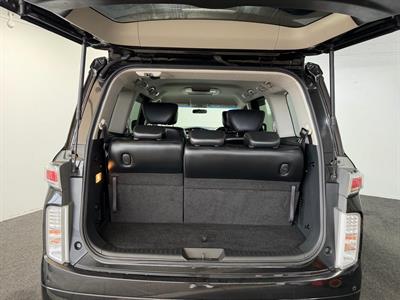 2013 Nissan Elgrand - Thumbnail