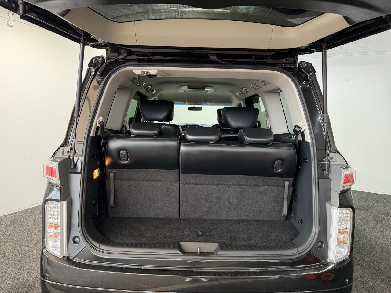 2013 Nissan Elgrand