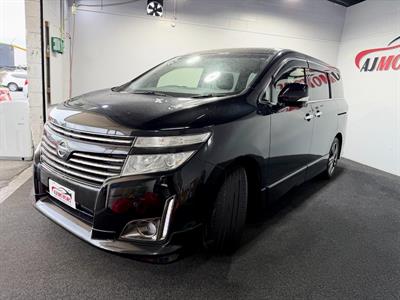 2013 Nissan Elgrand - Thumbnail