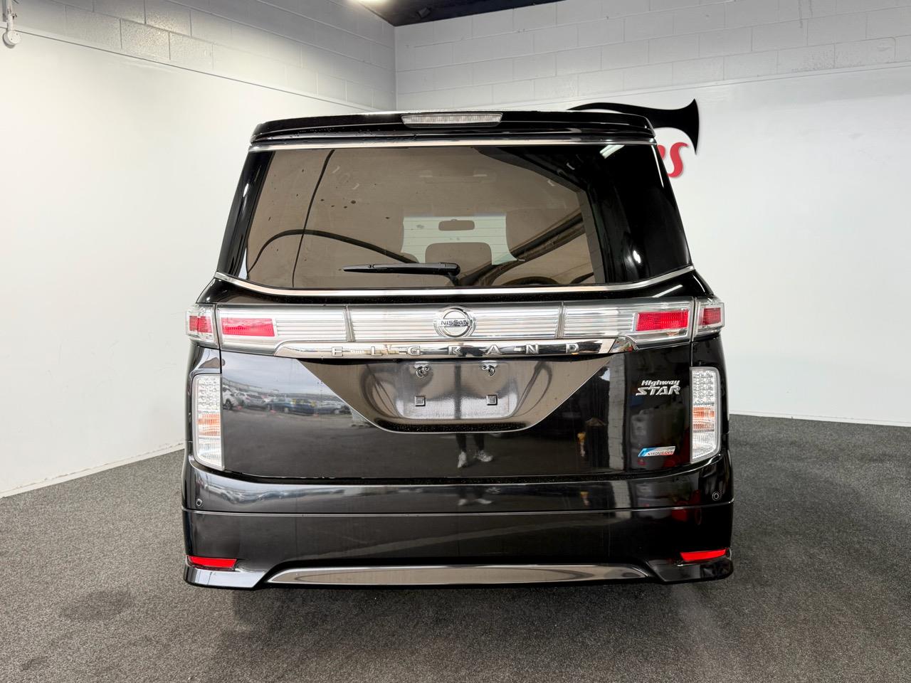 2013 Nissan Elgrand