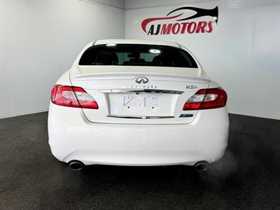 2012 Nissan Fuga - Thumbnail