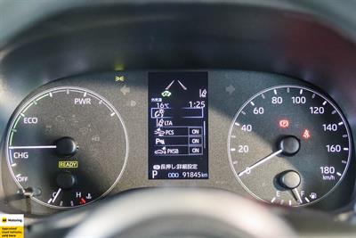 2021 Toyota Yaris - Thumbnail