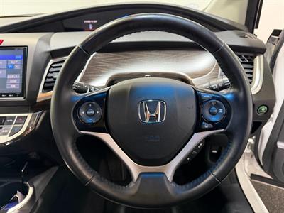 2016 Honda Jade - Thumbnail