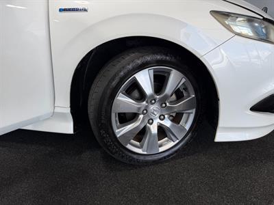 2016 Honda Jade - Thumbnail