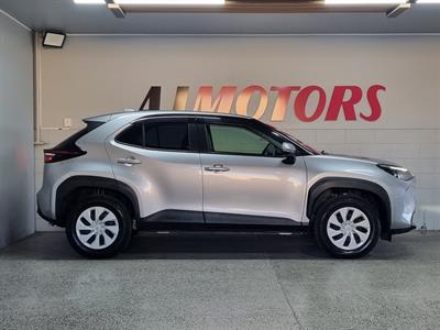 2021 Toyota YARIS CROSS - Thumbnail