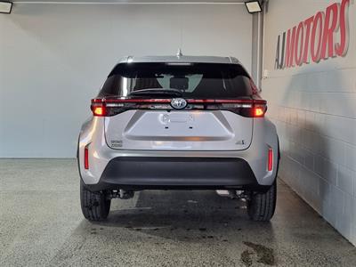 2021 Toyota YARIS CROSS - Thumbnail