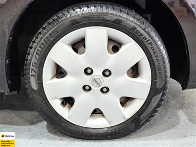 2011 Nissan Micra - Thumbnail